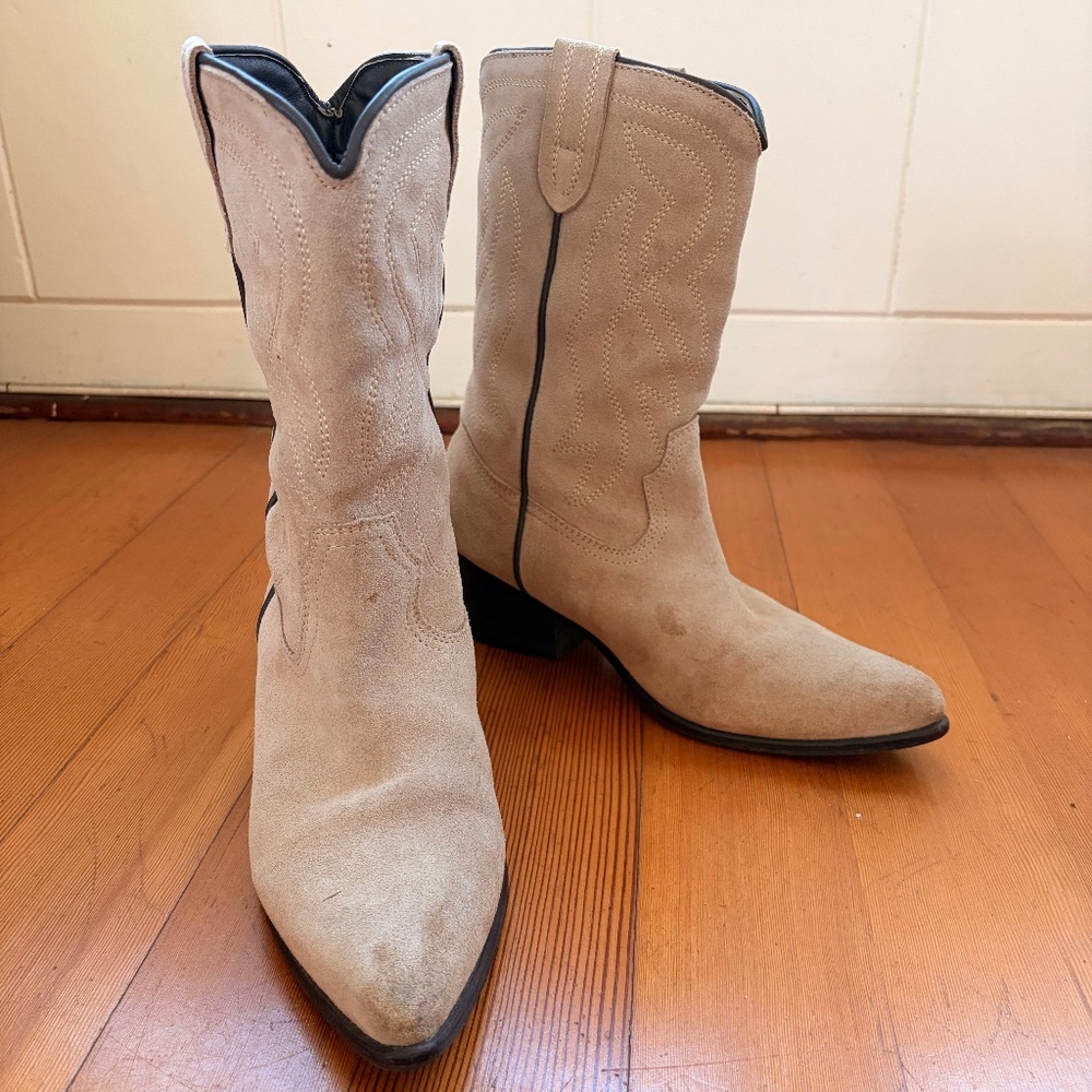 Urban Outfitters Cowboy Boots, will fit shoe size 7